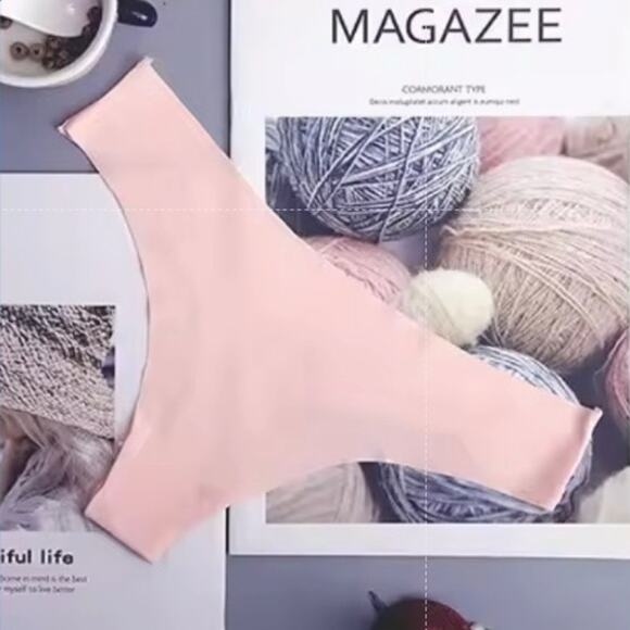 NIB 3 Piece No-Show Thong Underwear Set - Picture 2 of 4